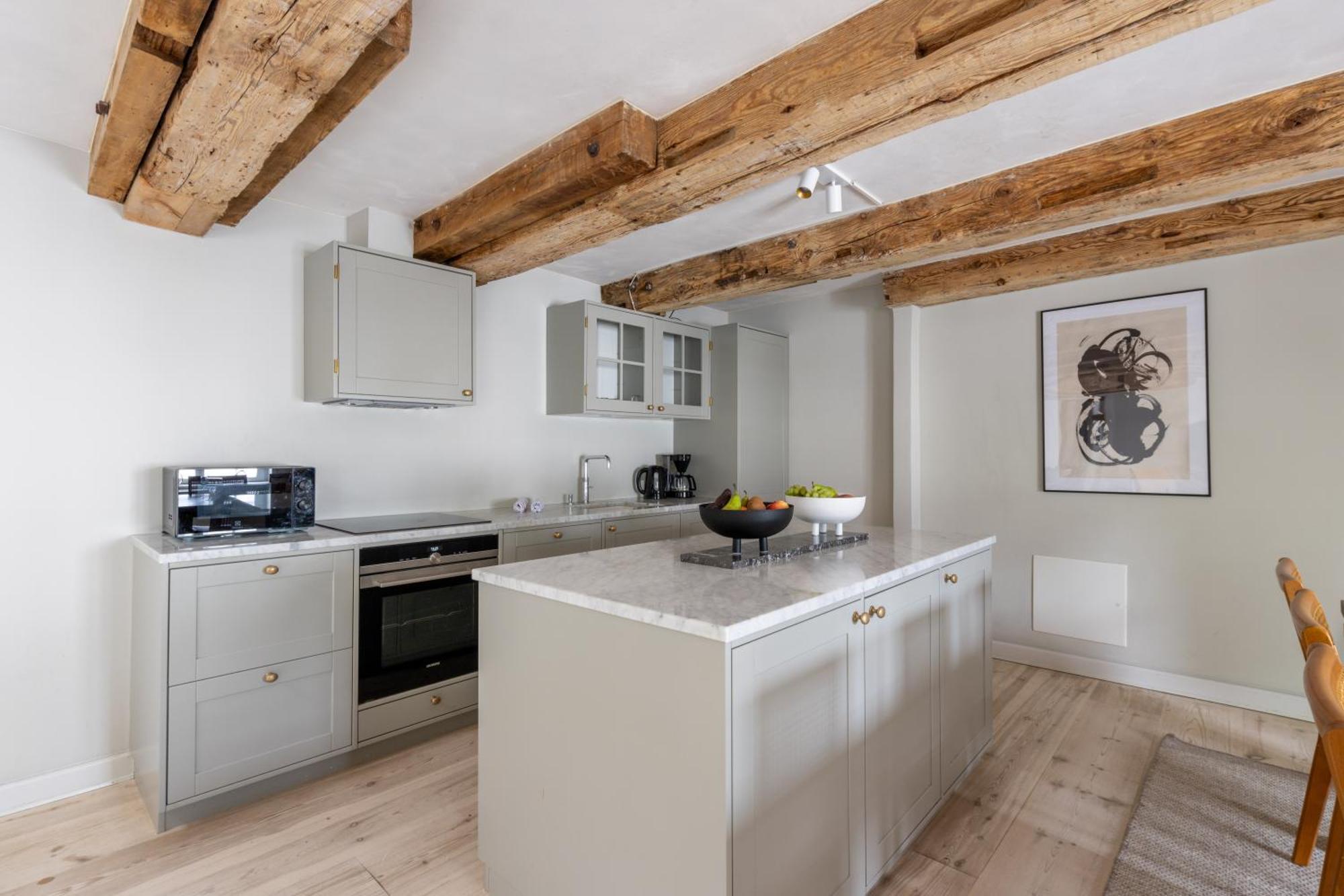 City Apartment With Exposed Ceiling Beams København Eksteriør billede